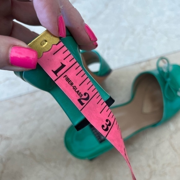 Stuart Weitzman Sandals - Picture 16 of 16